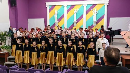 В Нурлатской детской школе искусств «Сэлэт» с большим успехом прошёл отчётный концерт