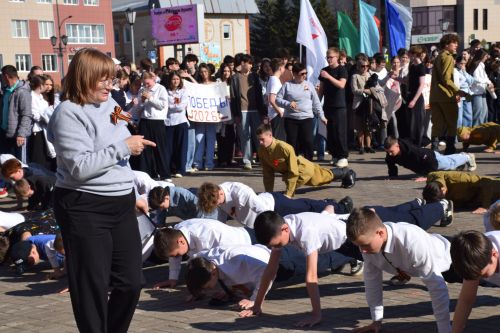 В Нурлате отжались на «Рекорд Победы»