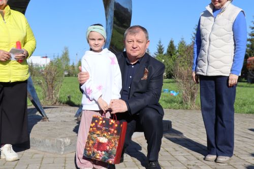 В Нурлате заложили аллею «7Я»: живой символ единства поколений