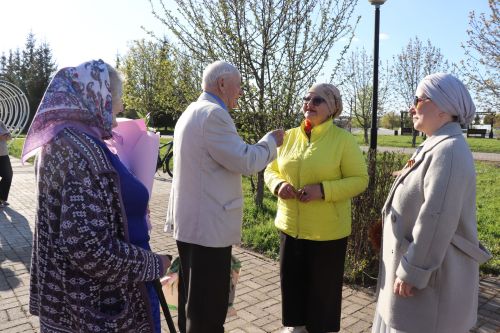 В Нурлате заложили аллею «7Я»: живой символ единства поколений