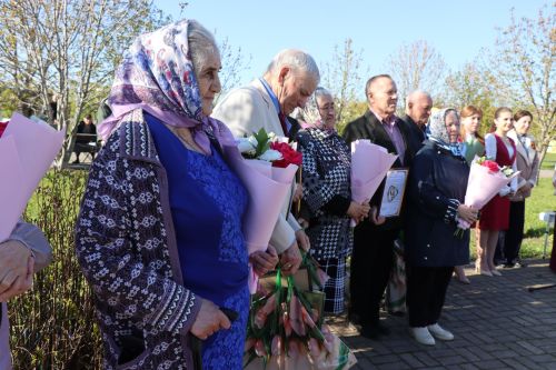 В Нурлате заложили аллею «7Я»: живой символ единства поколений