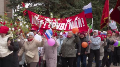 На центральной площади города Нурлат прошли мероприятия в честь праздника - 1 Мая