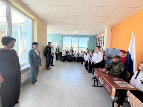 «Парту Героя» торжественно открыли в школе №8 Нурлата