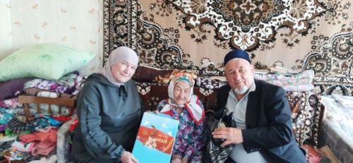 В Новоиглайкинском сельском поселении поздравили тружеников тыла с наступающим Днём Победы