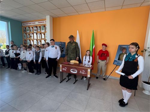 «Парту Героя» торжественно открыли в школе №8 Нурлата