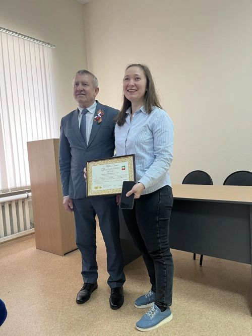 В Нурлате чествовали работников связи: Николай Липатов вручил награды от имени главы района