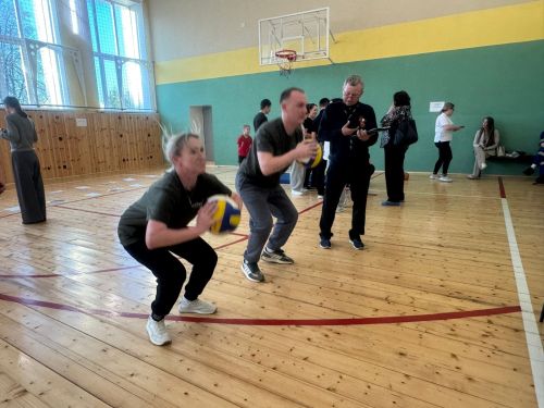 «Семейная зарница» в Нурлате: сплочённость поколений на площадке школы №2