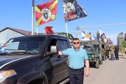 Нурлатцы провели автопробег в честь 81-й годовщины Великой Победы