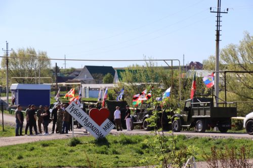 Нурлатцы провели автопробег в честь 81-й годовщины Великой Победы