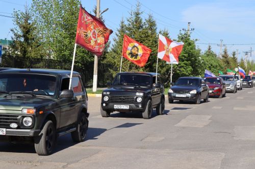 Нурлатцы провели автопробег в честь 81-й годовщины Великой Победы