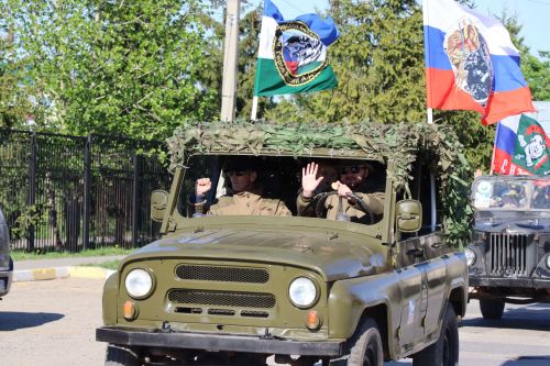 Нурлатцы провели автопробег в честь 81-й годовщины Великой Победы