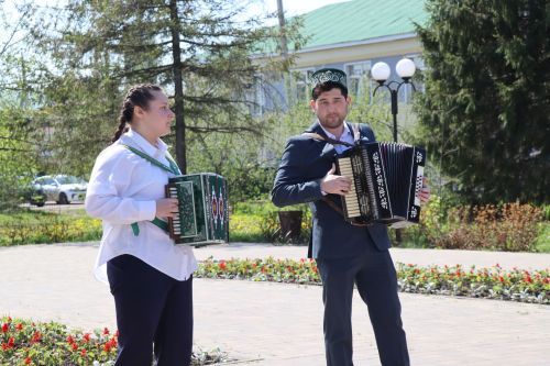 В Нурлате наградили победителей научно-практической конференции имени Габдуллы Кариева