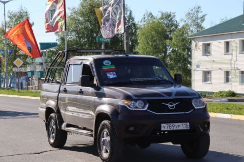 Нурлатцы провели автопробег в честь 81-й годовщины Великой Победы