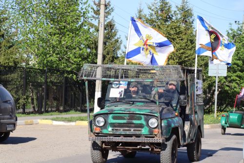 Нурлатцы провели автопробег в честь 81-й годовщины Великой Победы
