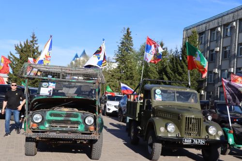 Нурлатцы провели автопробег в честь 81-й годовщины Великой Победы