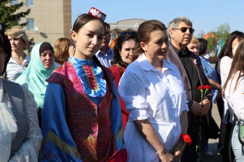Свет путеводной звезды татарского театра: Нурлат торжественно встретил 140-летие Габдуллы Кариева
