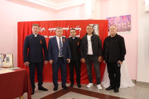 Свет путеводной звезды татарского театра: Нурлат торжественно встретил 140-летие Габдуллы Кариева