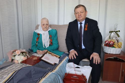 Нурлатта ике сугыш ветераны яши