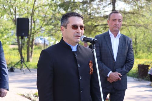 Свет путеводной звезды татарского театра: Нурлат торжественно встретил 140-летие Габдуллы Кариева