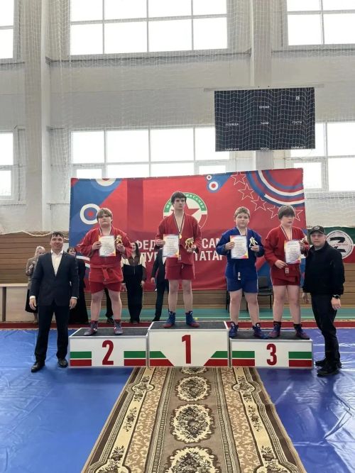 Нурлатта Җиңү көненә багышланган республикакүләм самбо турниры узды