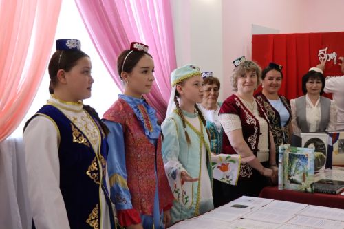 Свет путеводной звезды татарского театра: Нурлат торжественно встретил 140-летие Габдуллы Кариева