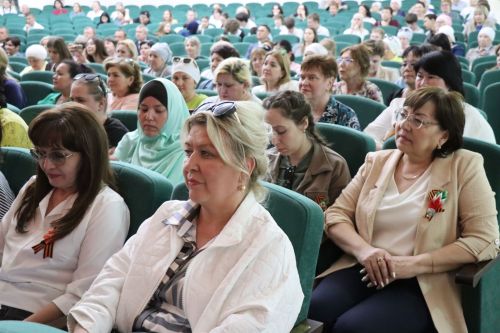 Свет путеводной звезды татарского театра: Нурлат торжественно встретил 140-летие Габдуллы Кариева