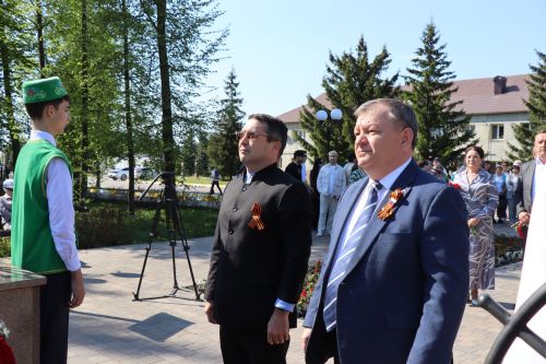 Свет путеводной звезды татарского театра: Нурлат торжественно встретил 140-летие Габдуллы Кариева