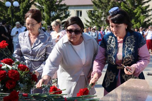 Свет путеводной звезды татарского театра: Нурлат торжественно встретил 140-летие Габдуллы Кариева