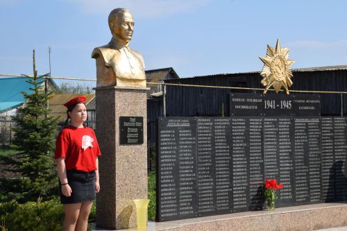 В Нурлате прошел традиционный забег памяти Героя Советского Союза Анатолия Кузнецова
