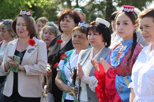Свет путеводной звезды татарского театра: Нурлат торжественно встретил 140-летие Габдуллы Кариева