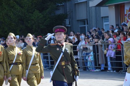 В Нурлате прошел Парад Победы: подвигу героев и память, и слава