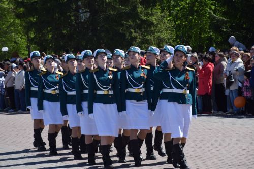 В Нурлате прошел Парад Победы: подвигу героев и память, и слава