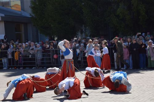 В Нурлате прошел Парад Победы: подвигу героев и память, и слава