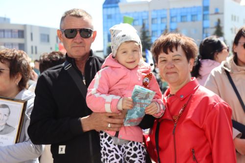 «Народный хор Победы» в Нурлате: сотни голосов исполнили главные песни весны 1945 года