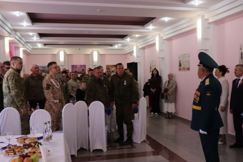 В Нурлате прошла торжественная встреча с участниками СВО и семьями героев в честь Дня Победы