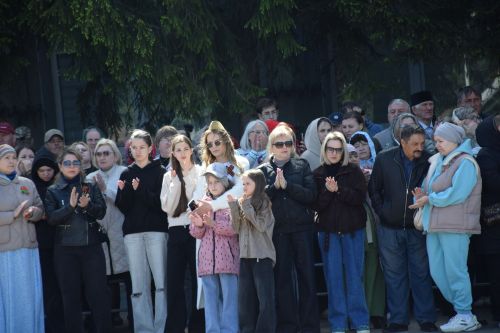 В Нурлате прошел Парад Победы: подвигу героев и память, и слава