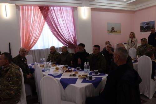 В Нурлате прошла торжественная встреча с участниками СВО и семьями героев в честь Дня Победы