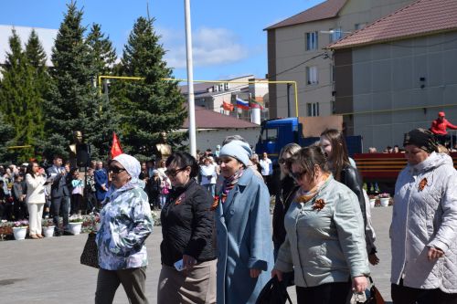 В Нурлате прошел Парад Победы: подвигу героев и память, и слава