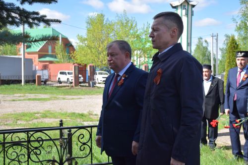 В День Победы в Нурлате почтили память ветеранов, внесших вклад в развитие района