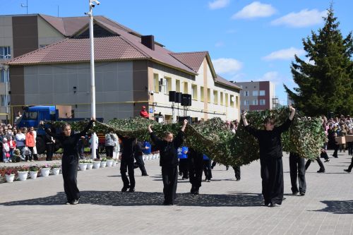 В Нурлате прошел Парад Победы: подвигу героев и память, и слава