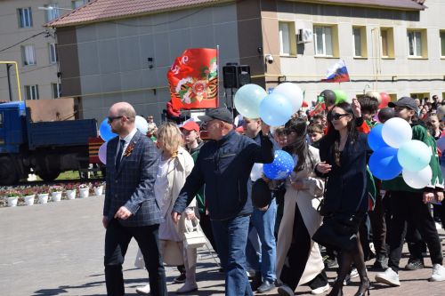 В Нурлате прошел Парад Победы: подвигу героев и память, и слава