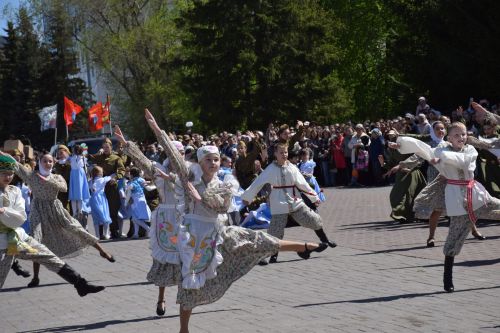 В Нурлате прошел Парад Победы: подвигу героев и память, и слава
