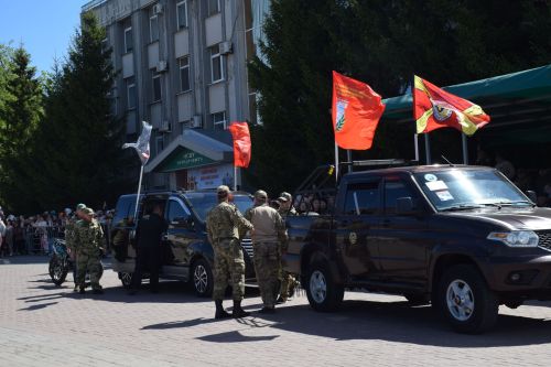 В Нурлате прошел Парад Победы: подвигу героев и память, и слава