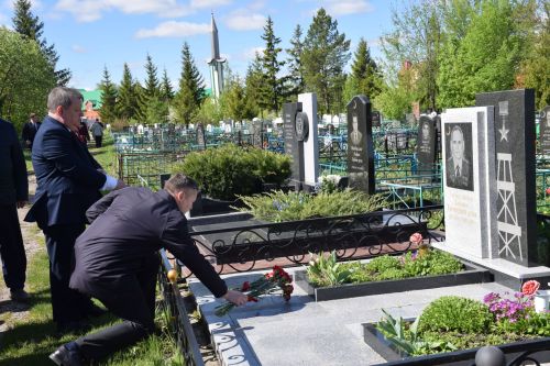 В День Победы в Нурлате почтили память ветеранов, внесших вклад в развитие района