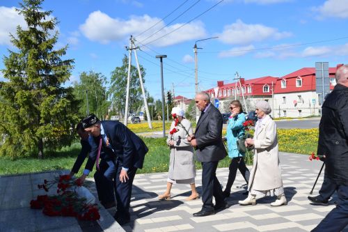 В День Победы в Нурлате почтили память ветеранов, внесших вклад в развитие района