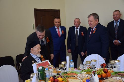 В Нурлате чествовали ветерана Великой Отечественной войны Каима Самигуллина