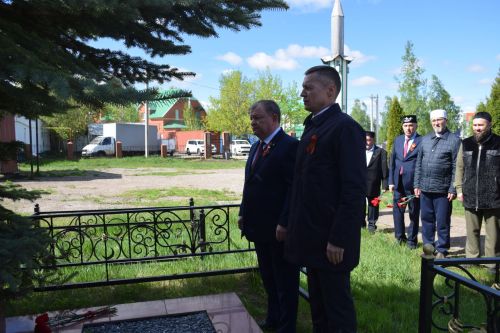 В День Победы в Нурлате почтили память ветеранов, внесших вклад в развитие района