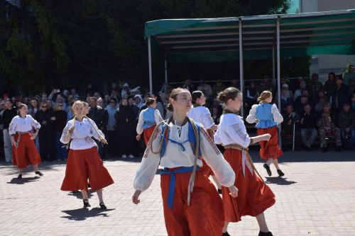 В Нурлате прошел Парад Победы: подвигу героев и память, и слава