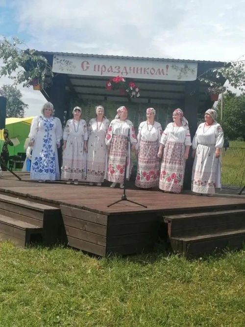 В Мамыкове звонко встретили Троицу и День села