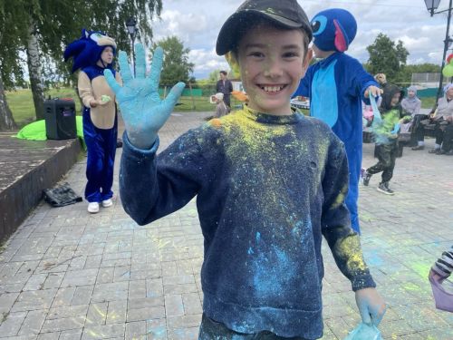 Киекле авылы мәдәният йортында Балалар көне күңелле билгеләп үтелде